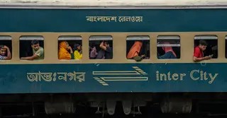 নিরাপদ ঈদযাত্রা: সতর্কতাই আনন্দের সঙ্গী